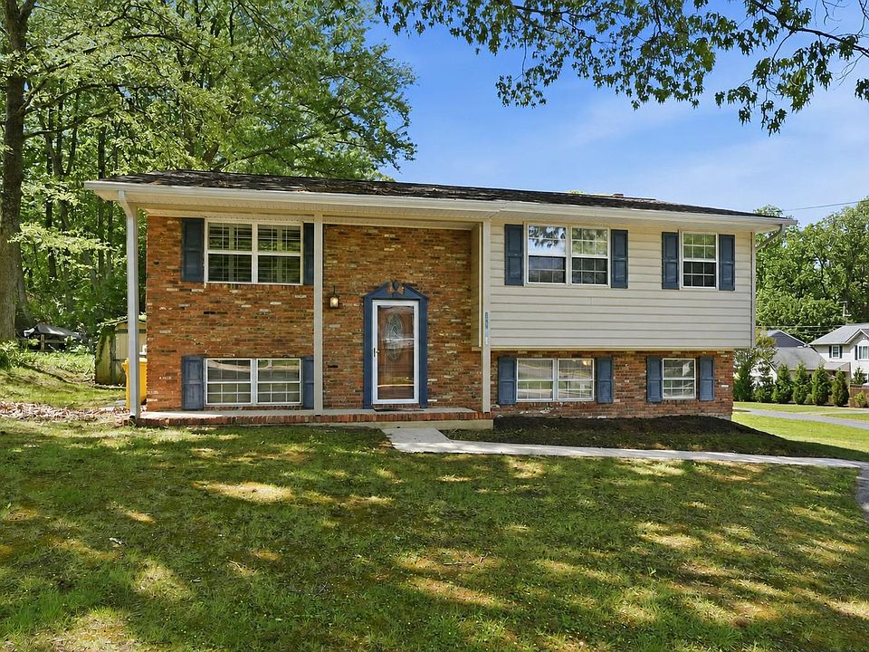 1st image of 1196 Green Holly Dr