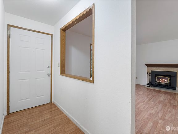 4th image of 7325 189th Street Ct E