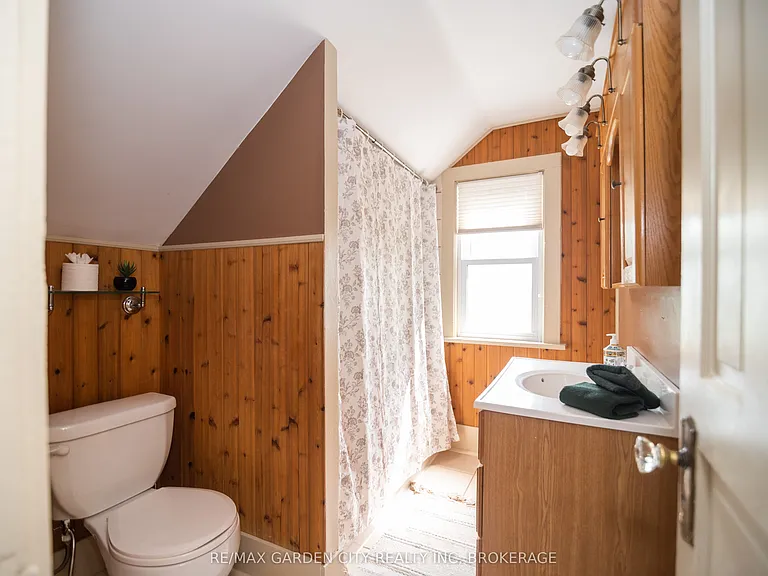 5853 McLeod Rd — Photo 16