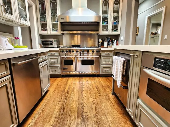 2222 Bay St, San Francisco, CA 94123