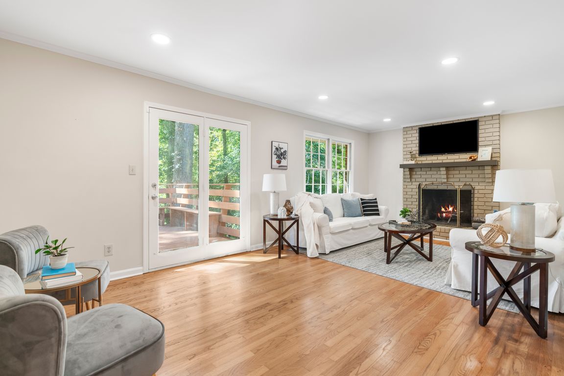 next background image