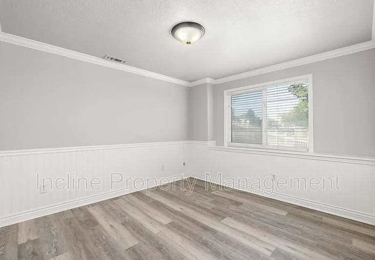 4016 S Sunrise Dr — Photo 9