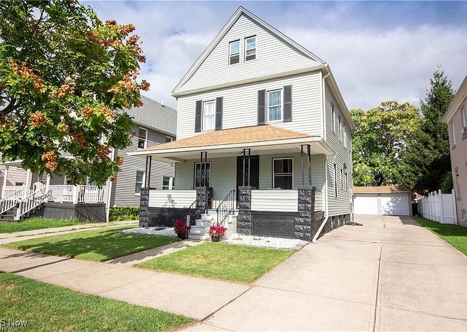 1st image of 2087 Quail St