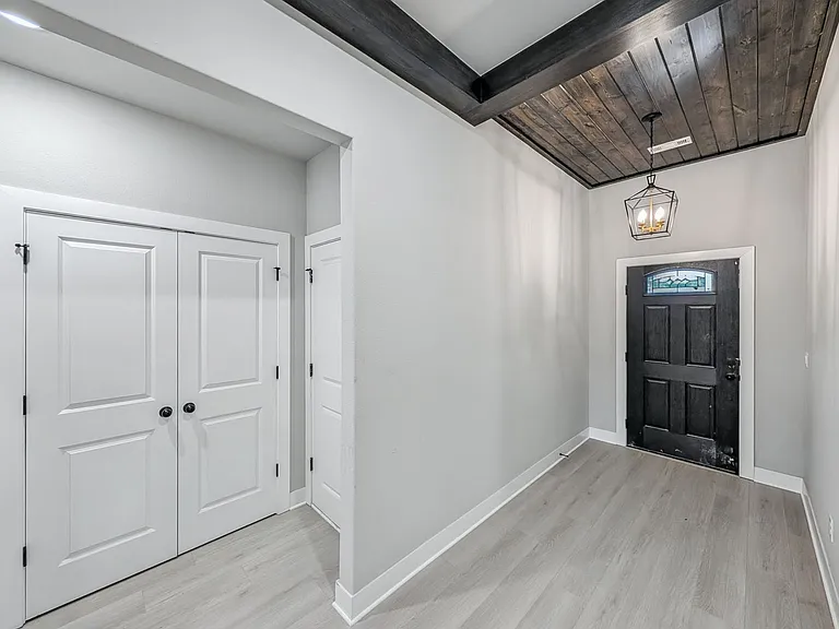 10 Olmsted Cir — Photo 8