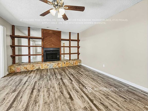 5th image of 1502 Carter Oaks Dr