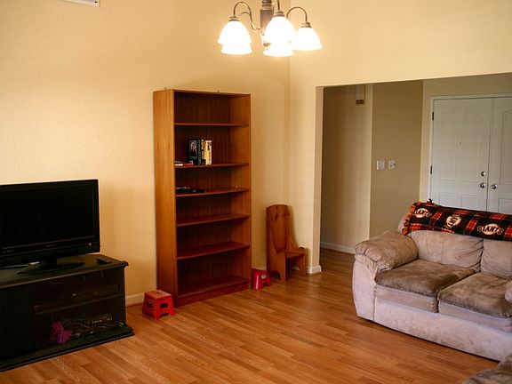 2nd image of 1319 Quad Ct