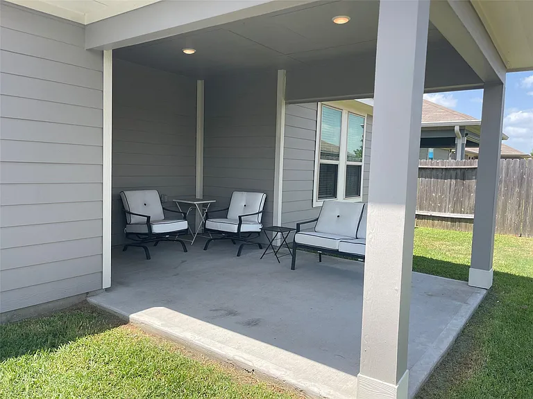 25511 Northpark Lake Dr — Photo 34