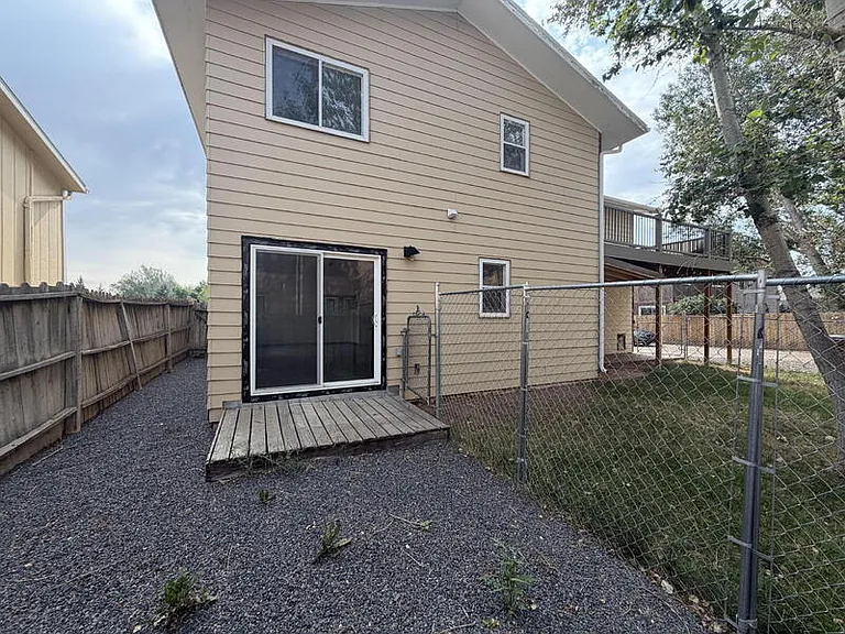 522 S Lincoln St #E — Photo 23