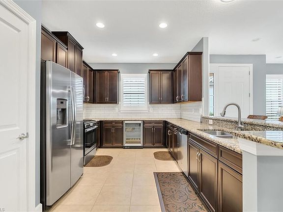 5th image of 11632 CALLISIA DR