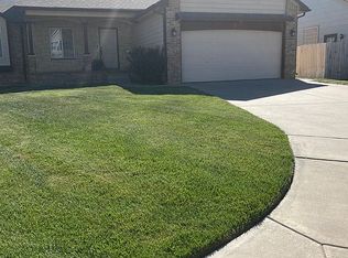 10449 E Fawn Grove Ct, Wichita, KS 67207