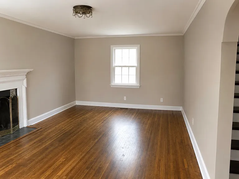 12 W Raymond Ave — Photo 5