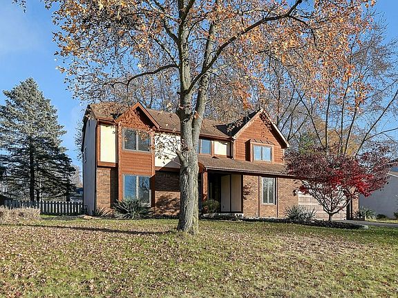 2nd image of 13080 Heatherstone Cir