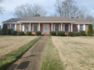 1914 N Beechwood Dr, Florence, AL 35630
