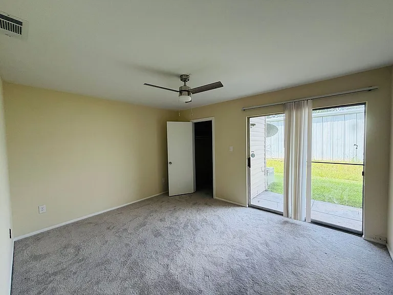 7724 Bles Ave — Photo 9