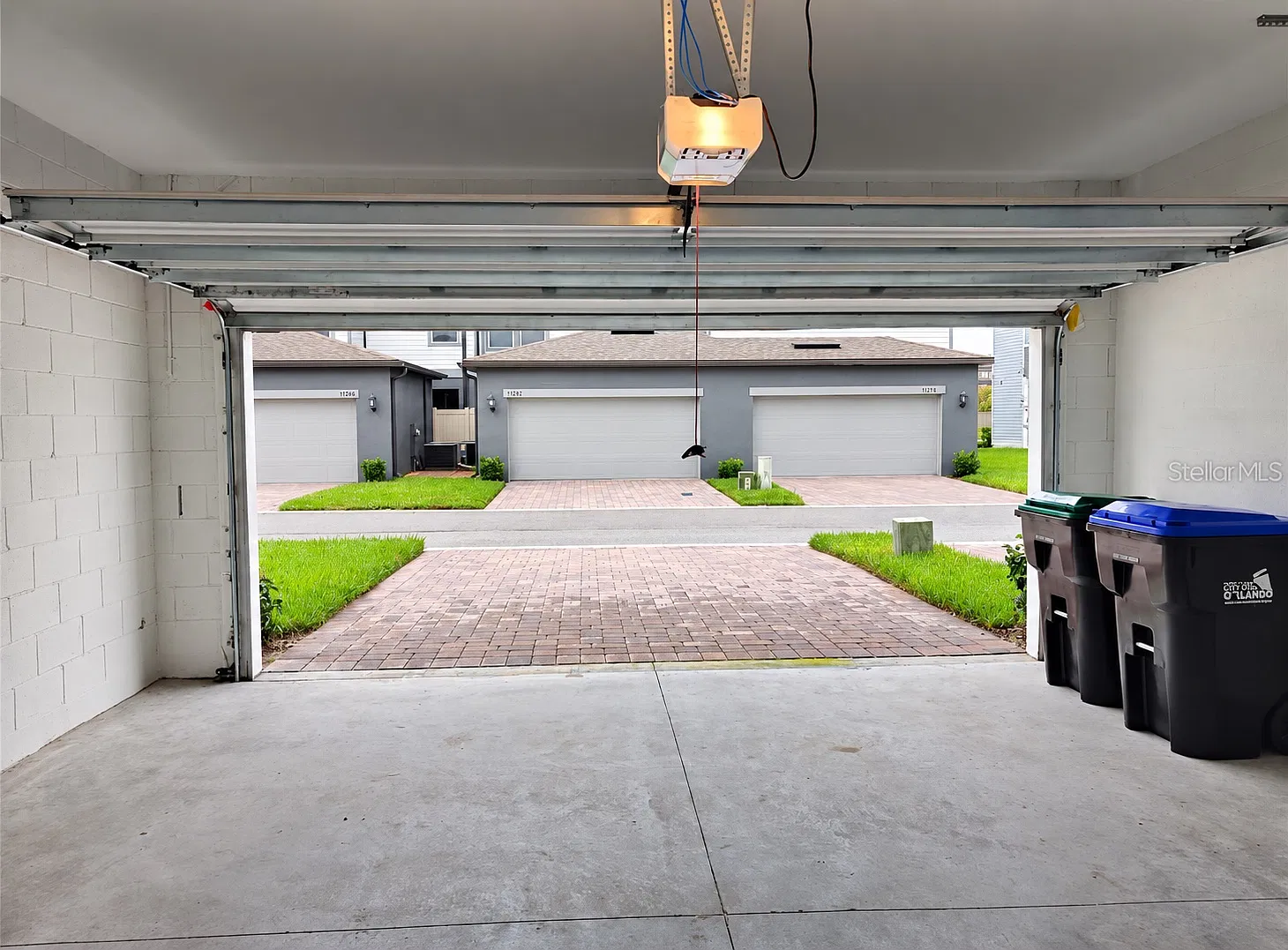 3 bed, 2.5 bath, 1810 sqft, $2,950 — Photo 3
