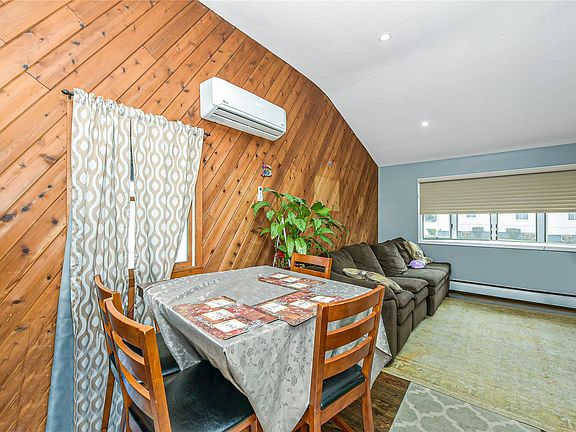 5th image of 237 Newman St