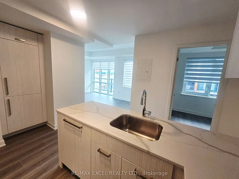 65 Curlew Dr #206 — Photo 9