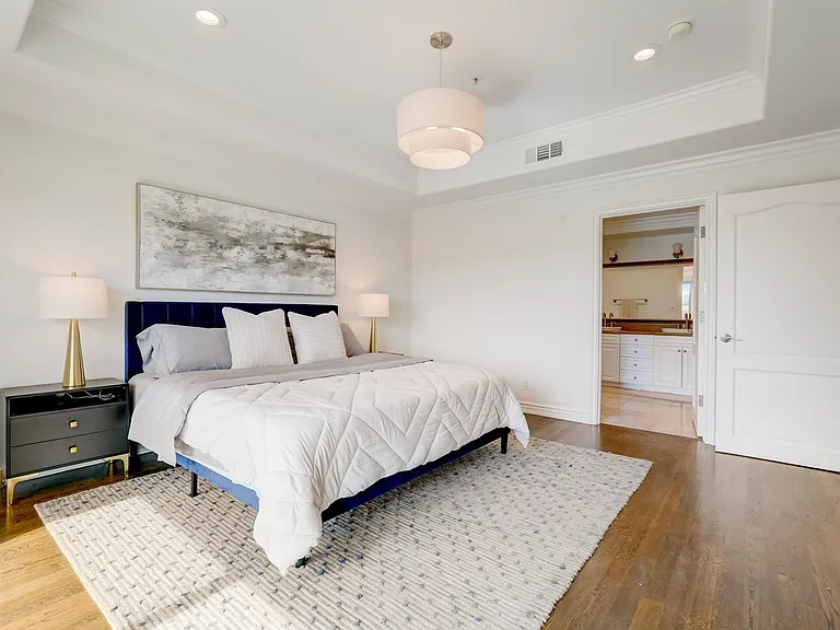 1741 S Bentley Ave #5 — Photo 11