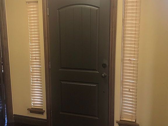 3rd image of 19820 Oakshire Dr