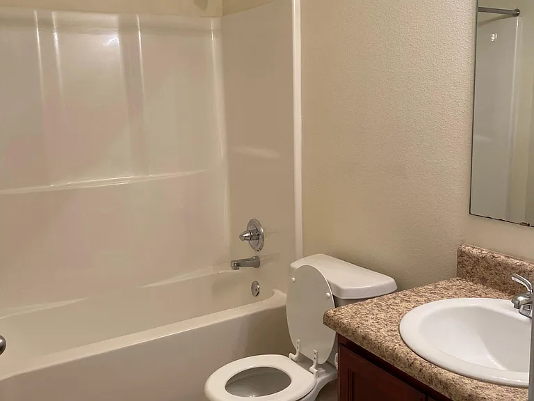 2024 Gren Mill Ct — Photo 4