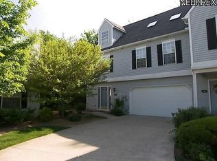943 Bristol Ln, Streetsboro, OH 44241