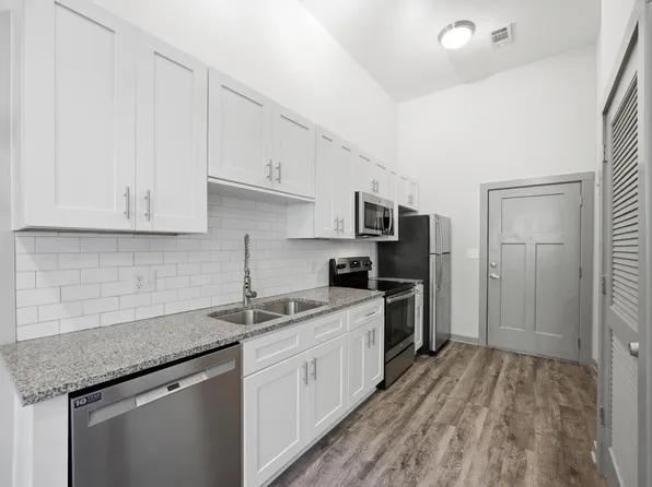 782 Riverfront Pkwy Unit 111, Chattanooga, TN 37402