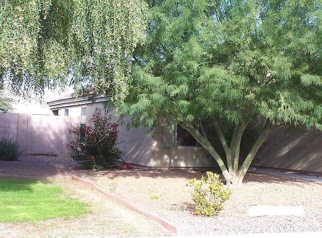 2nd image of 15928 W Vogel Ave