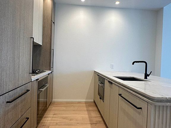 3rd image of 249 E 62nd St #D
