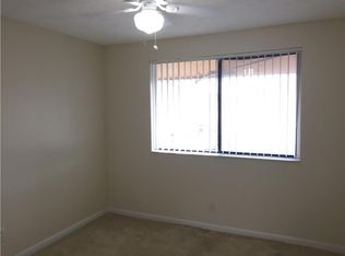 5970 NW 27th Pl, Sunrise, FL 33313