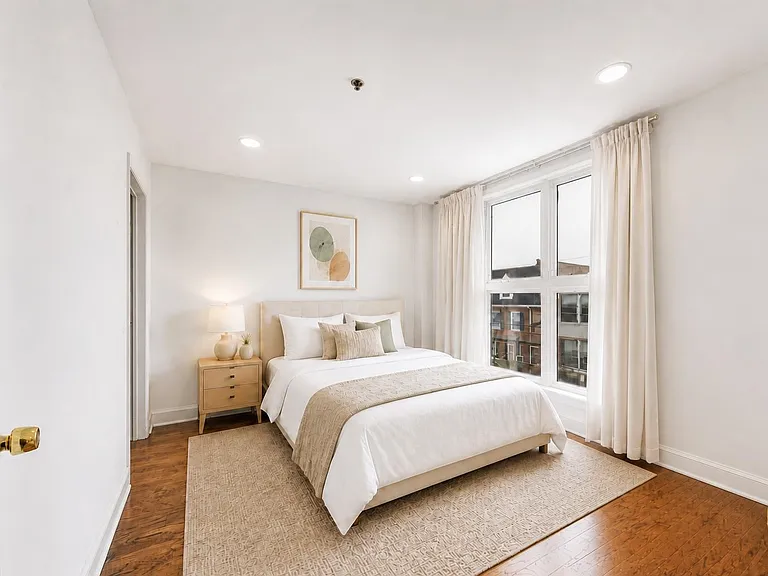 70 Adams St #3H — Photo 6