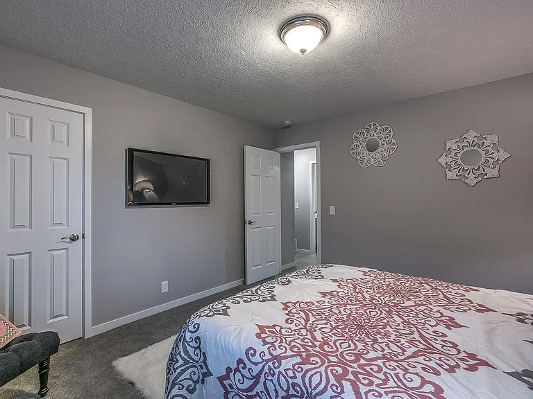 Harrisville Townhomes — Photo 33