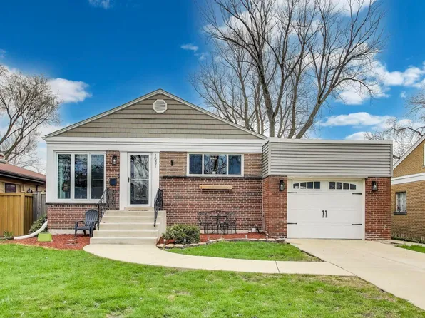 1541 Ostrander Ave, La Grange Park, IL 60526