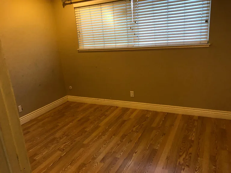 2136 Skylark Ct — Photo 10