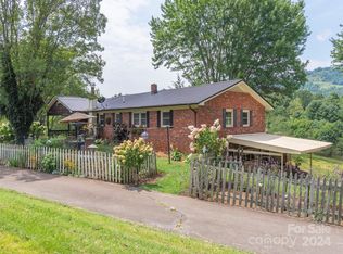1110 Crawford Rd, Waynesville, NC 28785
