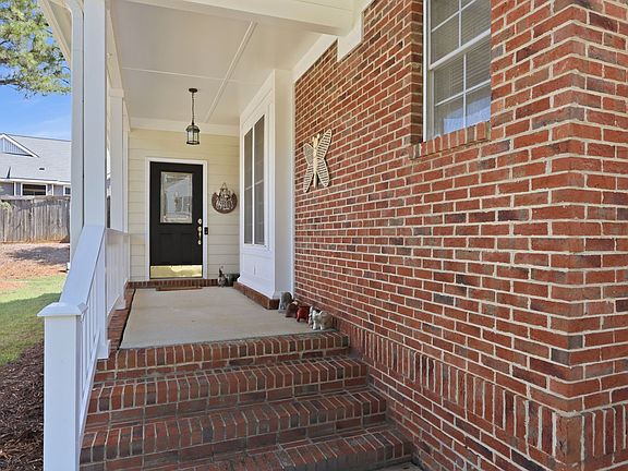 2nd image of 7642 Astoria Pl
