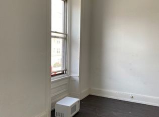 4052 Chestnut St #2F, Philadelphia, PA 19104