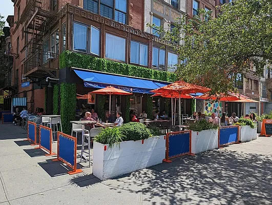 Rented by R New York | media 16