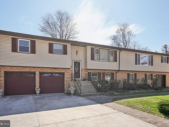 2nd image of 41 Harding St