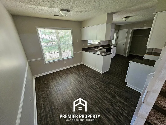3999 Lacewood Dr — Photo 5