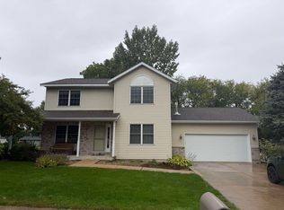 311 Springview Dr, Marshall, WI 53559