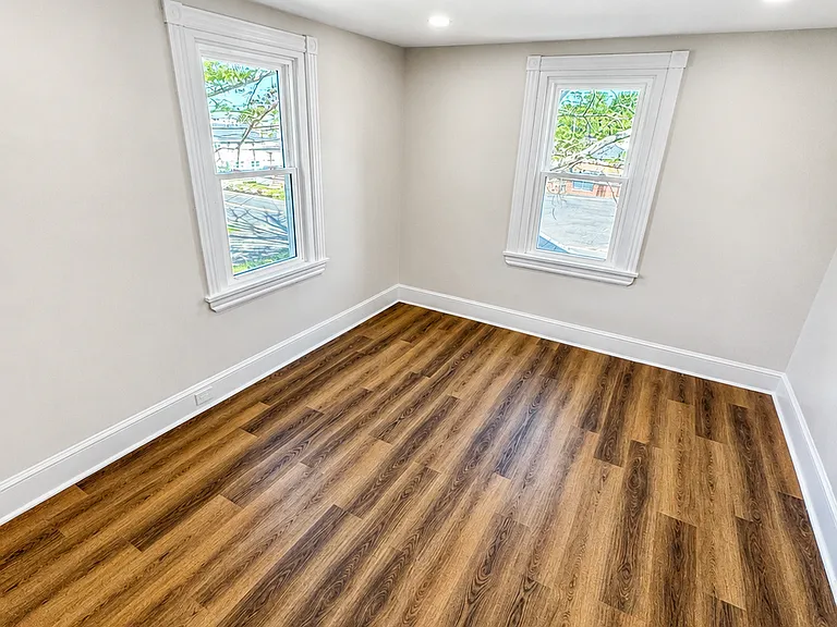 683 Knowles Ave — Photo 5