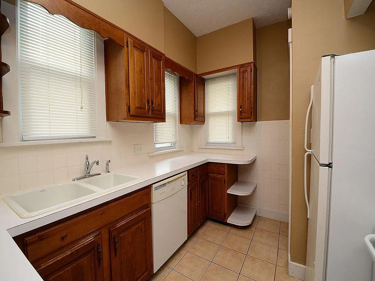 5721 Mayberry St — Photo 3