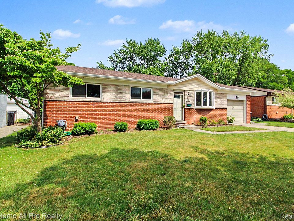 14242 Park St, photo 2