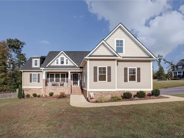 206 Edwin Cir, Aylett, VA 23009