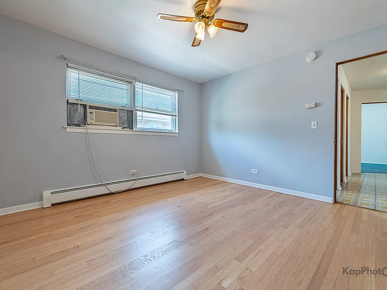 8417 W Berwyn Ave #2 — Photo 5