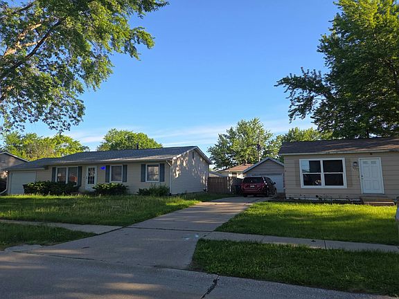 2nd image of 1221 95th Ave W