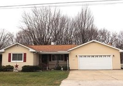 707 Dellwood St, Tilton, IL, 61833