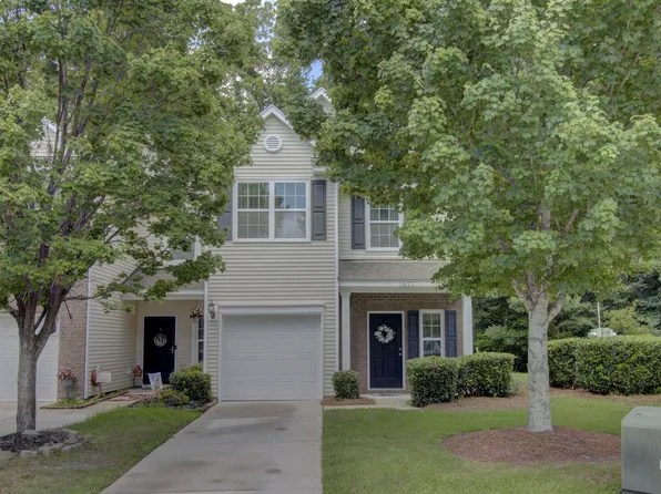 1825 Heldsberg Dr, Charleston, SC 29414
