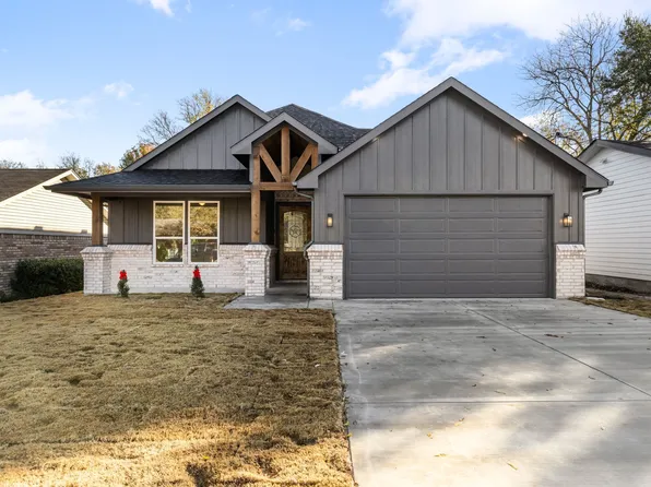 641 Kimbrough St, White Settlement, TX 76108