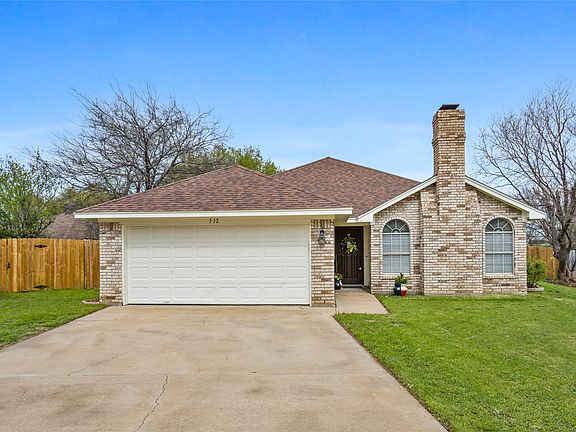 4th image of 512 Oak Ridge Ct